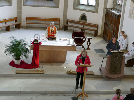 Palmsonntag in St. Crescentius (Foto: Karl-Franz Thiede)